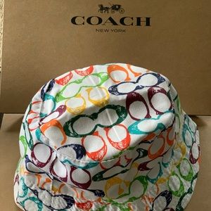 Coach Bucket hat